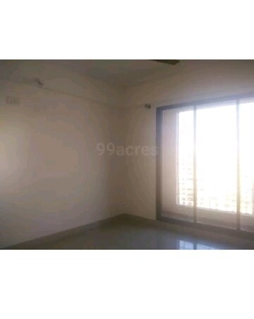 Room in 2 BHK Apartment at Gajra Bhoomi Tower, Kharghar – for Rent