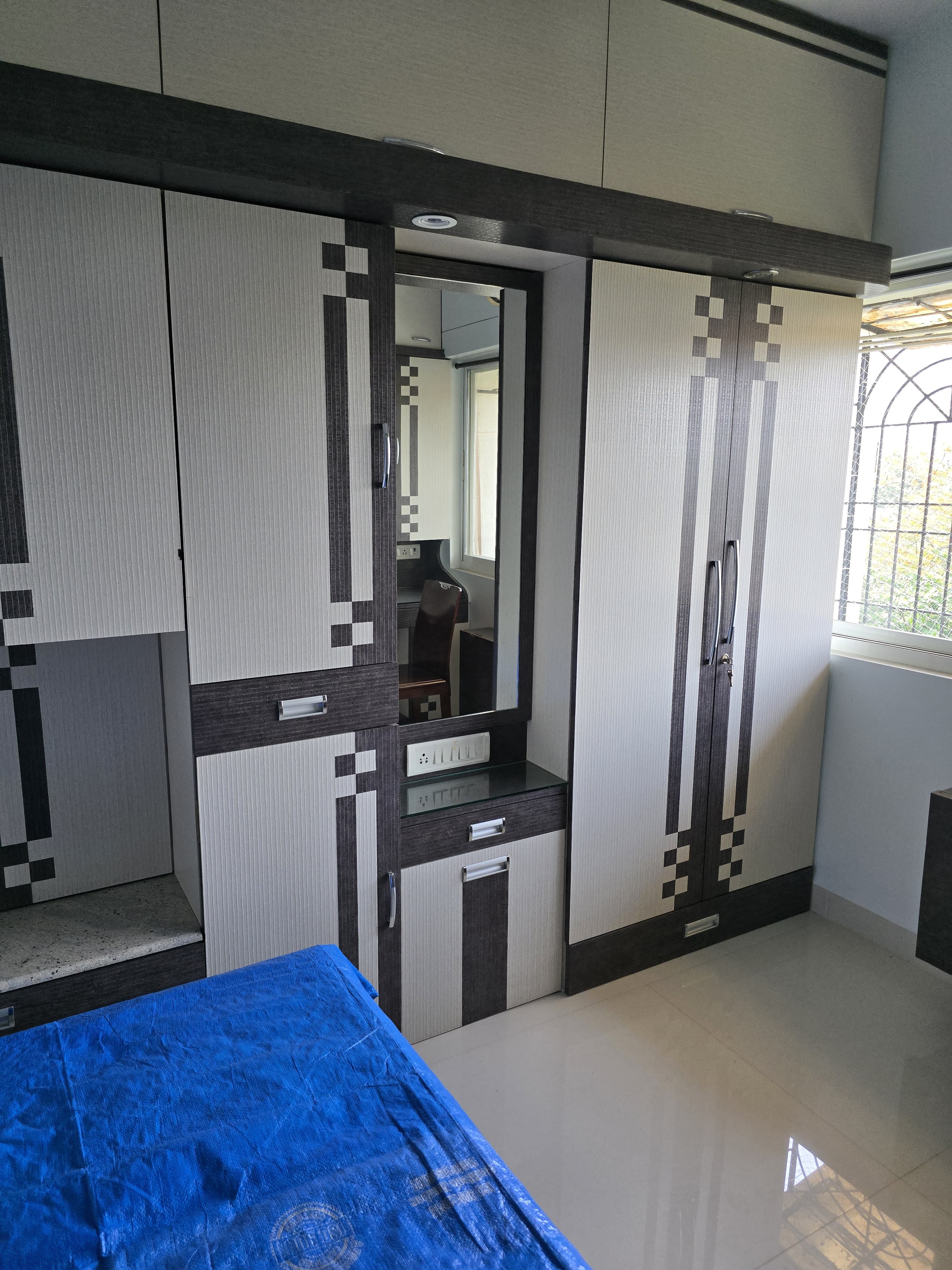 2 BHK Apartment For Sale in Nahur