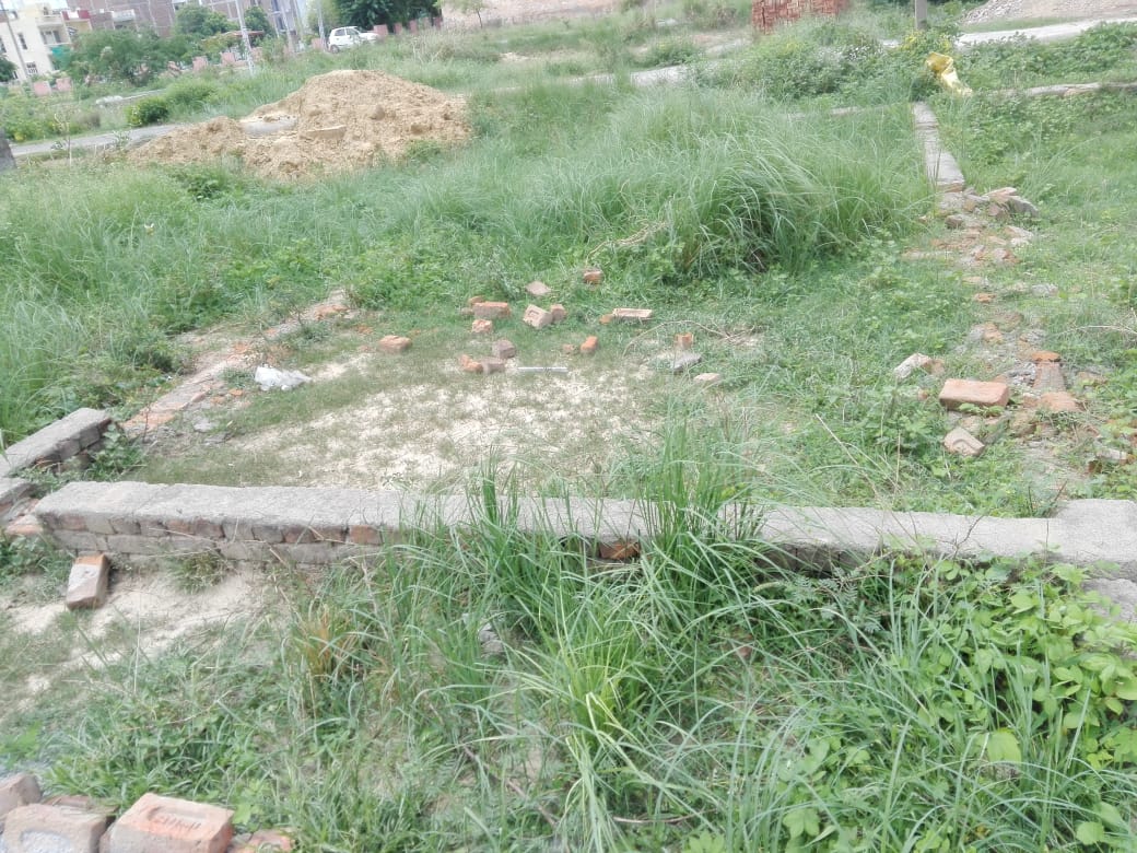 Plot For Sale in Sector 65