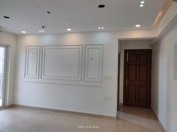 Room in 3 BHK Builder Floor at Chittaranjan Park – for Rent