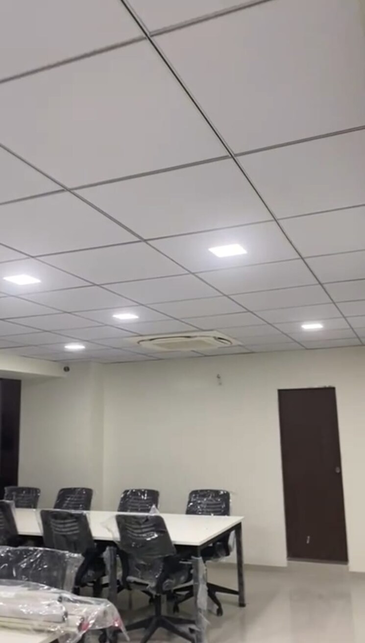 undefined, savaliya-krish-cubical Commercial Office Space 2266 Sq.Ft. In Thaltej Ahmedabad 8870051