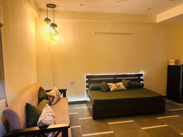 Furnished Amenities in 3 BHK Builder Floor at Sector 43 – for Rent