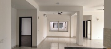 Room in 3 BHK Builder Floor at BPTP Amstoria, Sector 102 – for Rent