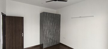 Bedroom in 3 BHK Builder Floor at BPTP Amstoria, Sector 102 – for Rent