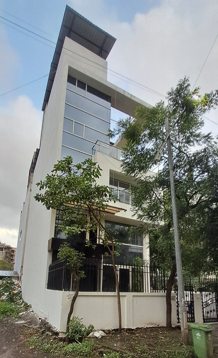 Exterior View, kharghar sector 21 4 Bedroom 200 Sq.Mt. Villa In Kharghar Sector 21 Navi Mumbai 8870214