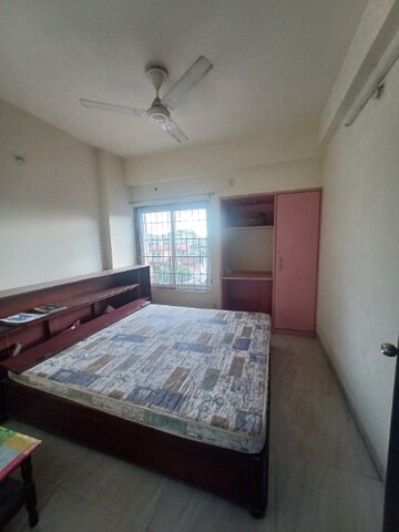 Bedroom in 4 BHK Apartment at Geetanagar – for Rent