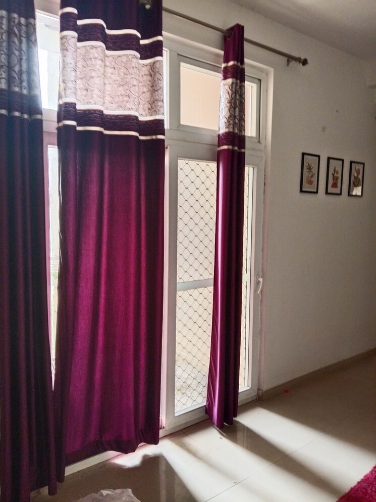 Bedroom, mahagun-mywoods 2.5 Bedroom 1110 Sq.Ft. Apartment In Sector 16c Greater Noida Greater Noida 8870399