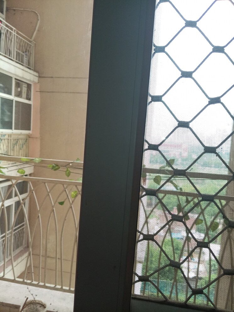 Balcony, mahagun-mywoods 2.5 Bedroom 1110 Sq.Ft. Apartment In Sector 16c Greater Noida Greater Noida 8870399