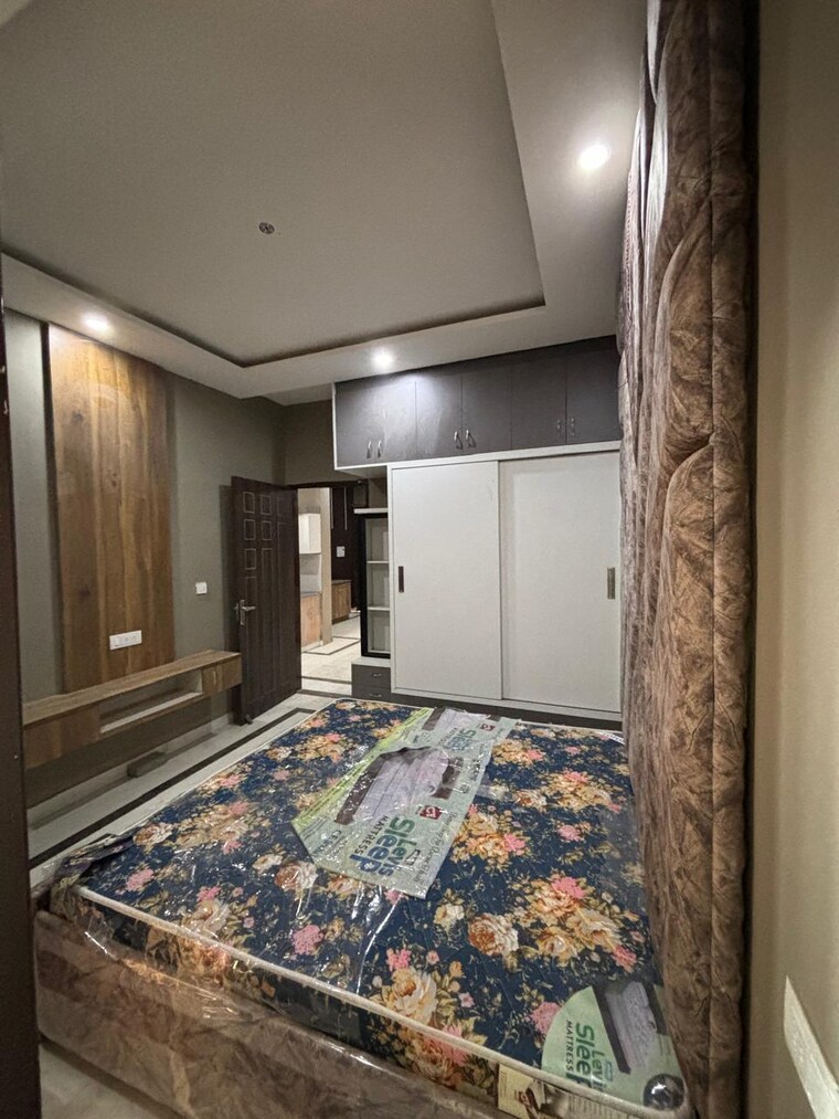 Bedroom, sector 127 2 Bedroom 105 Sq.Yd. Apartment In Sector 127 Mohali 8870241