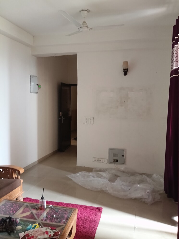 Bedroom, mahagun-mywoods 2.5 Bedroom 1110 Sq.Ft. Apartment In Sector 16c Greater Noida Greater Noida 8870399