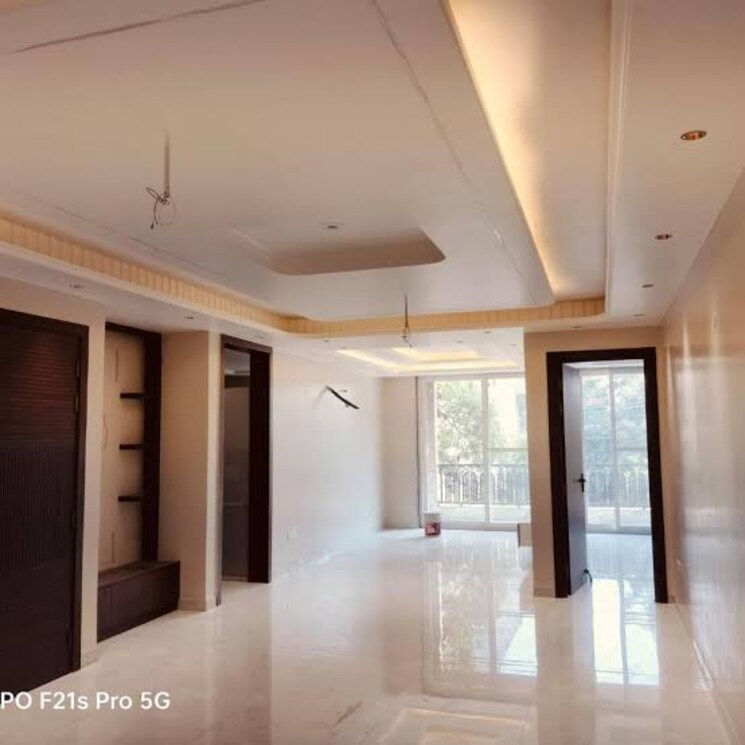 Room, smart-world-orchard 3 Bedroom 1650 Sq.Ft. Builder Floor In Sector 61 Gurgaon 8870231