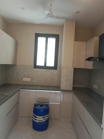 Kitchen in 6 BHK Villa at South City 1 – for Rent