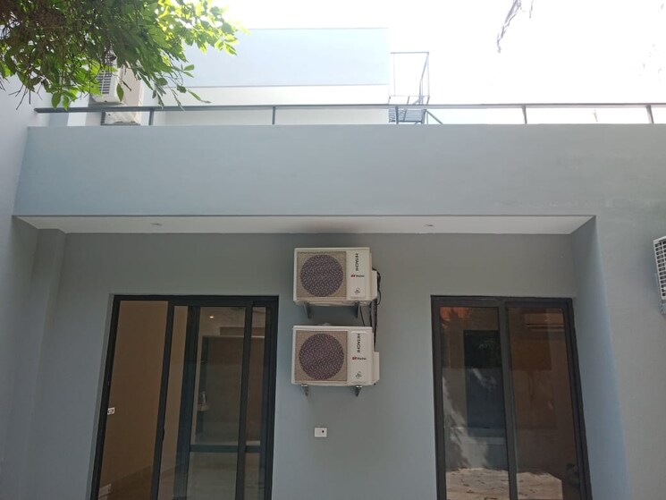 Kitchen, south city 1 6 Bedroom 502 Sq.Yd. Villa In South City 1 Gurgaon 8870306