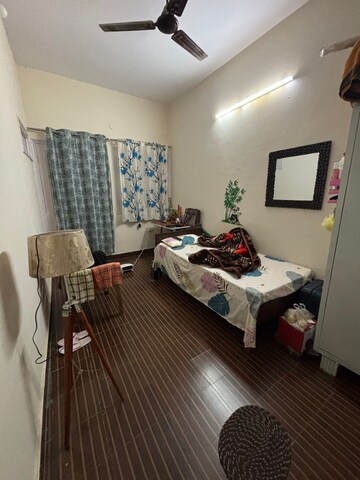 Bedroom in 1.5 BHK Builder Floor at Palam Vihar – for Rent