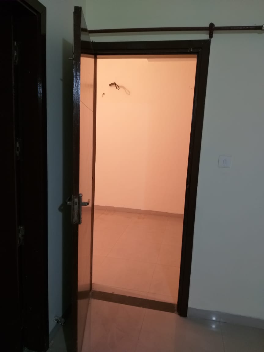 2 BHK + Pooja Room 15000 Sq.Ft. Apartment in Raglan Gulmohar Trends