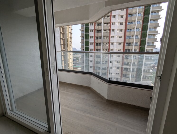Balcony, avon-vista 3 Bedroom 1030 Sq.Ft. Apartment In Balewadi Pune 8870413