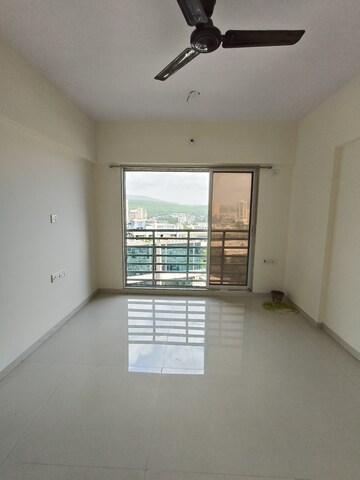Room in 2 BHK Apartment at Buildtech Artiz Elite, Dahisar East – for Sale