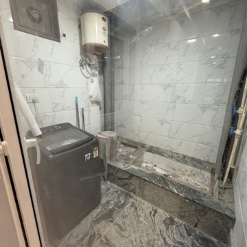Bathroom in 1 BHK Builder Floor at Shivalik Colony – for Rent