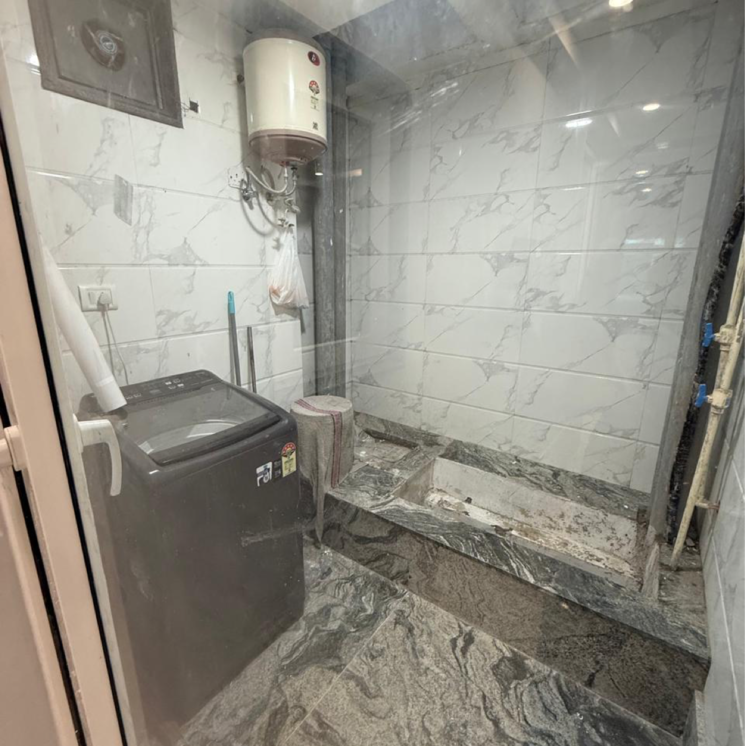 Bathroom, shivalik colony 1 Bedroom 700 Sq.Ft. Builder Floor In Shivalik Colony Delhi 8870576