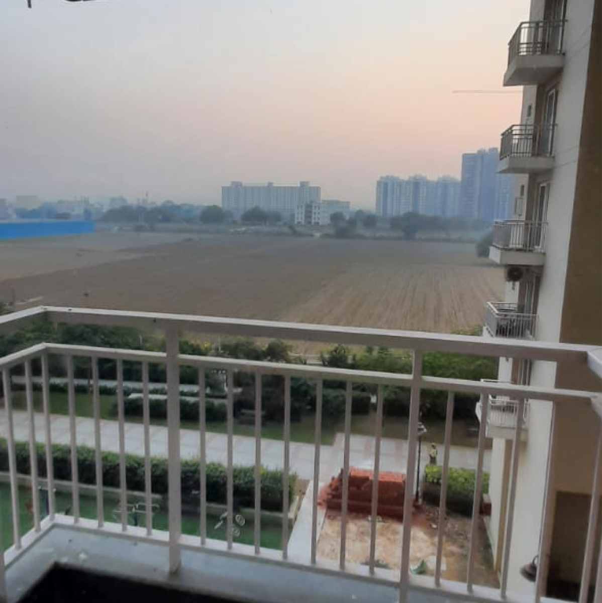 2.5 BHK Apartment For Sale in Imperia Esfera