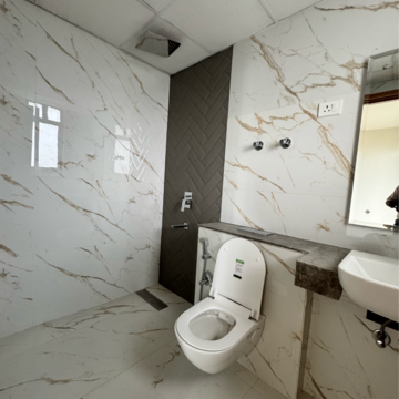 Team Area in 3 BHK Apartment at M3M Heights, Sector 65 – for Sale