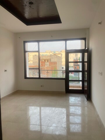 Room in 3 BHK Apartment at Dhakoli – for Sale