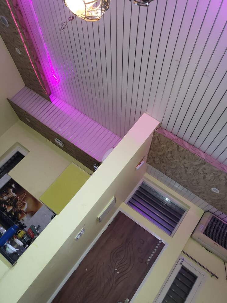 Balcony, niranjanpur 5 Bedroom 2600 Sq.Ft. Independent House In Niranjanpur Dehradun 8871006