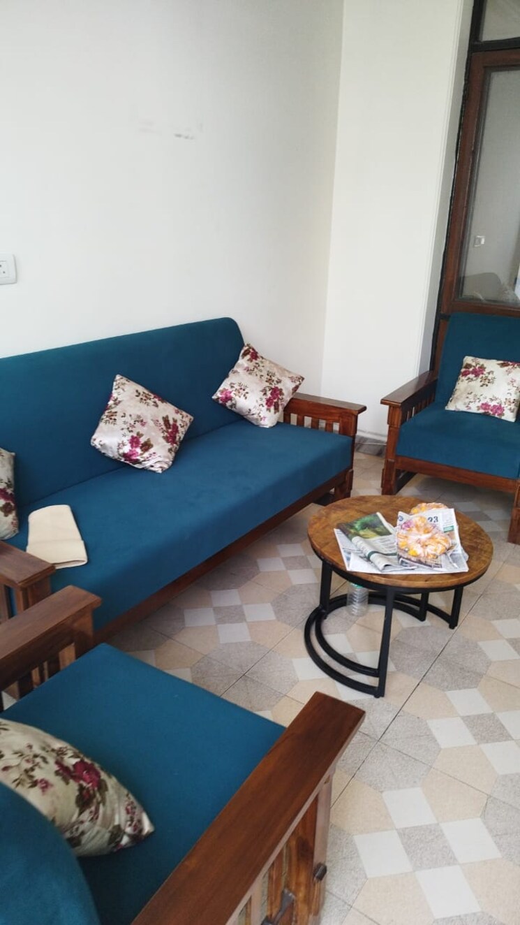 Living Room, sector 26a 2 Bedroom 1450 Sq.Ft. Builder Floor In Sector 26a Gurgaon 8871019