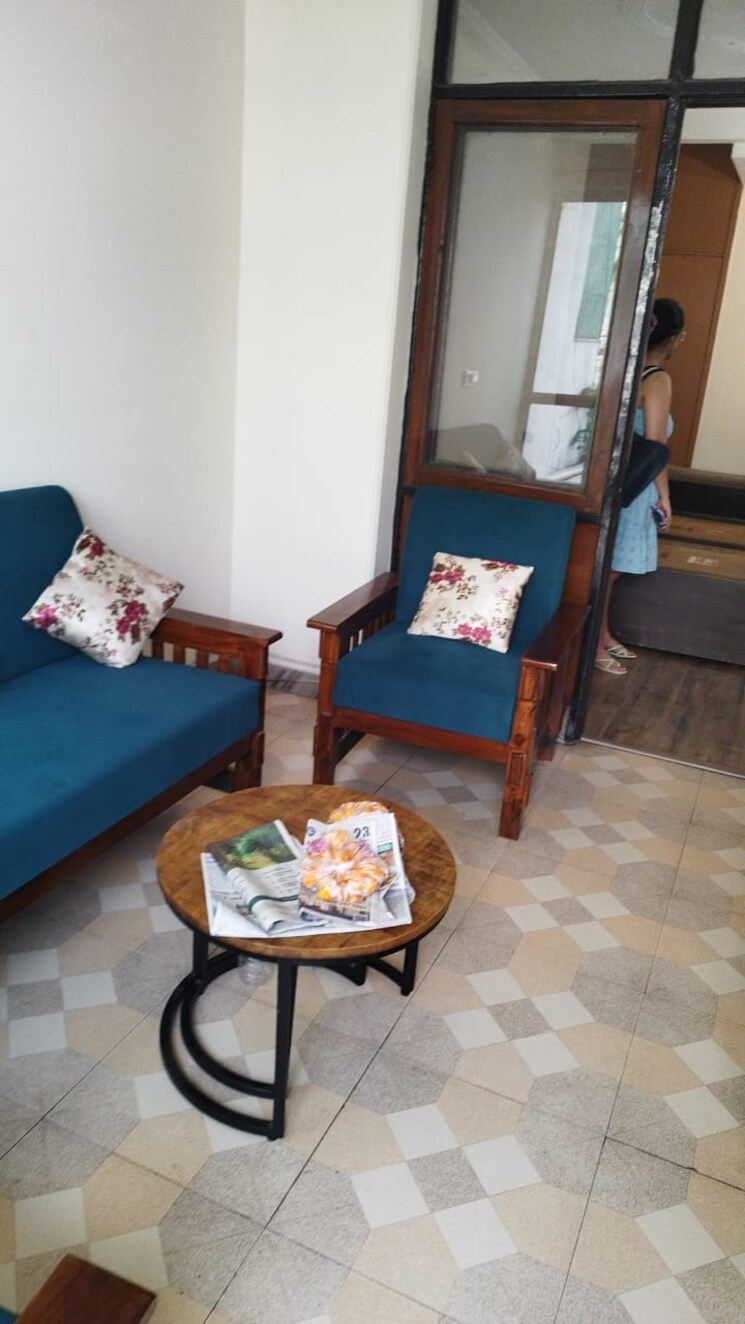 Living Room, sector 26a 2 Bedroom 1450 Sq.Ft. Builder Floor In Sector 26a Gurgaon 8871019
