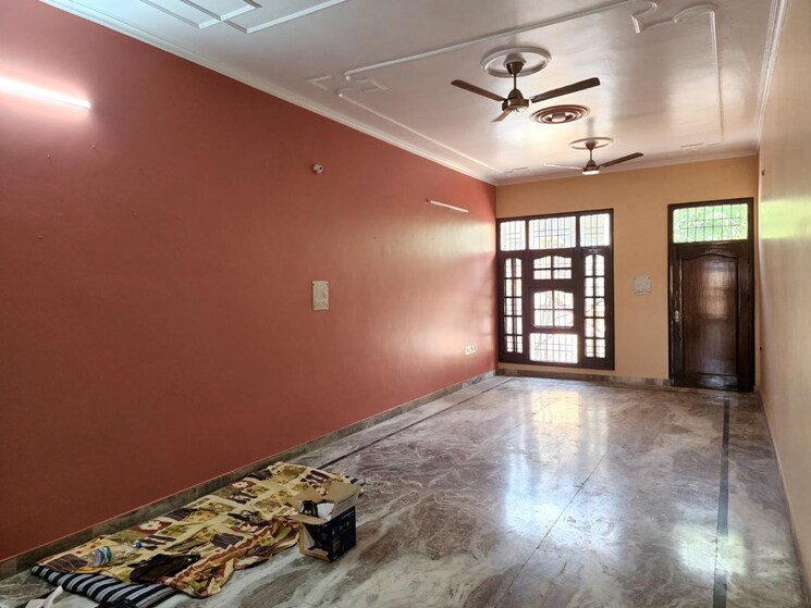 Room, dhakoli 3 Bedroom 2250 Sq.Ft. Apartment In Dhakoli Zirakpur 8871268