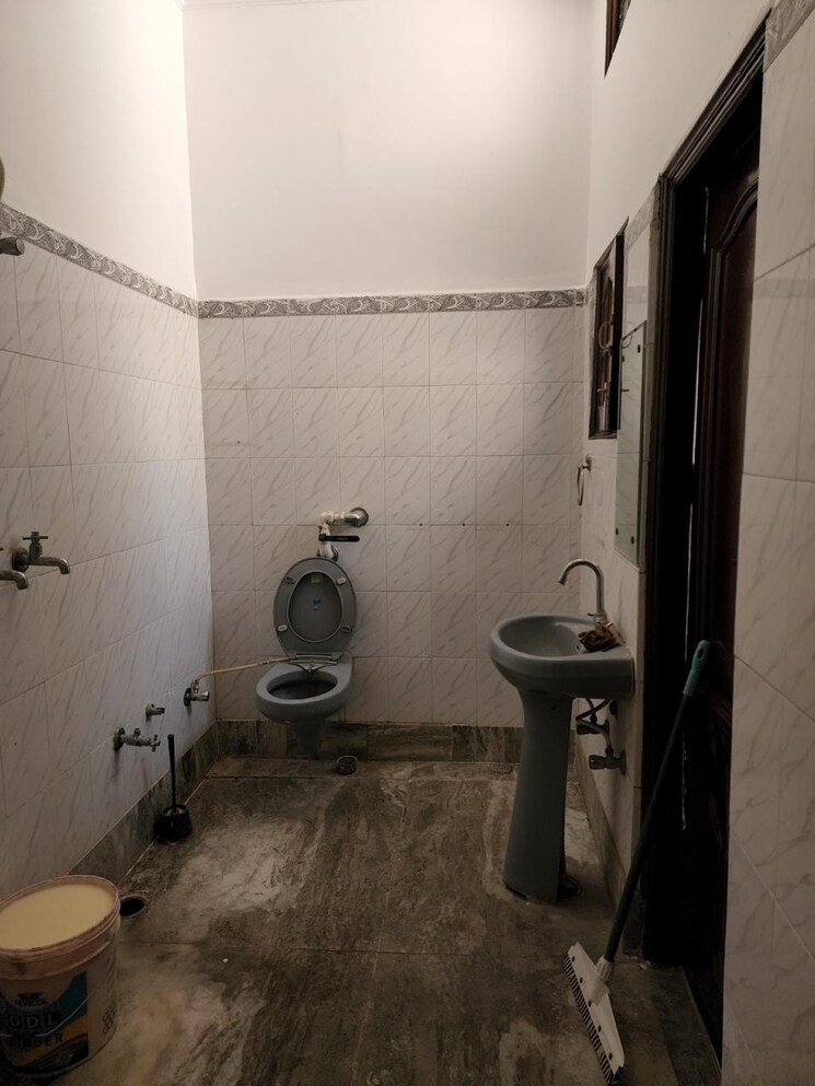Bathroom, dhakoli 3 Bedroom 2250 Sq.Ft. Apartment In Dhakoli Zirakpur 8871268
