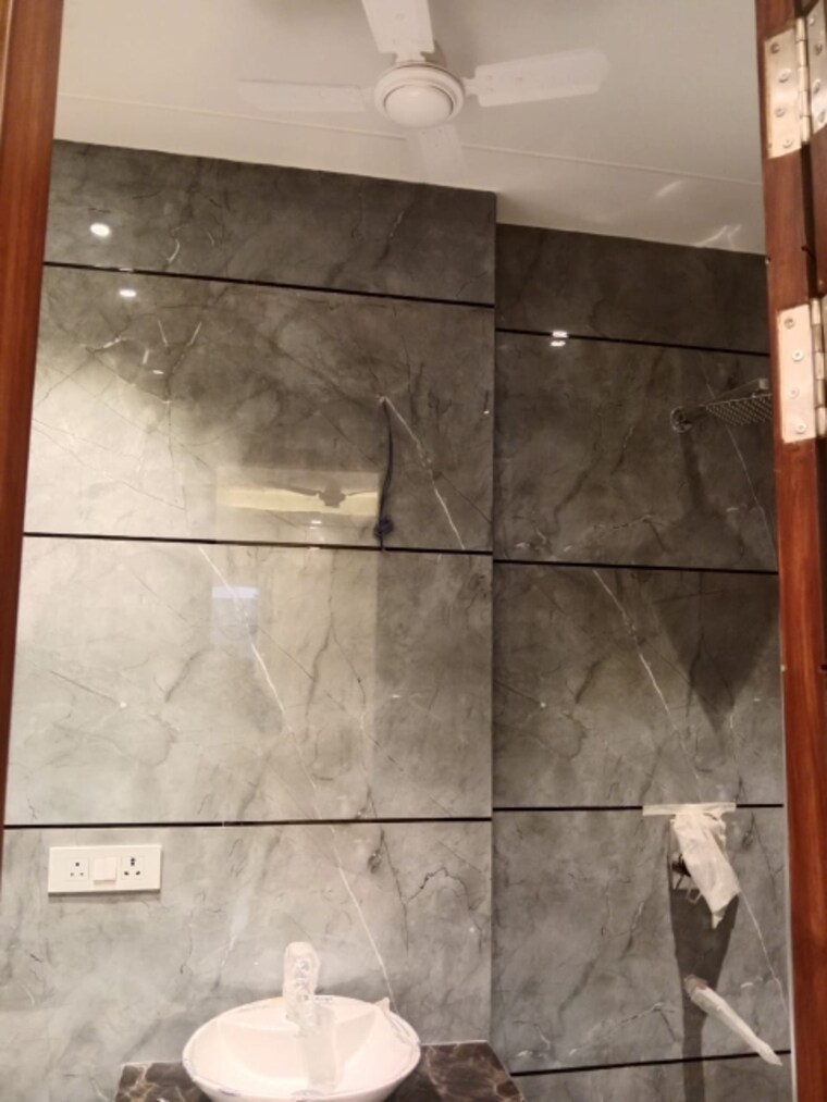 undefined, sector 45 3 Bedroom 200 Sq.Yd. Builder Floor In Sector 45 Gurgaon 8871706