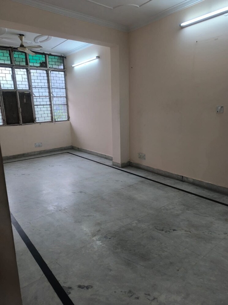 Room, himgiri-enclave 2 Bedroom 650 Sq.Ft. Builder Floor In Burari Delhi 8871673