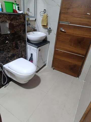 Bathroom in 4 BHK Apartment at Uppal Southend, Sector 49 – for Rent