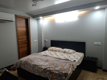 Bedroom in 4 BHK Apartment at Uppal Southend, Sector 49 – for Rent