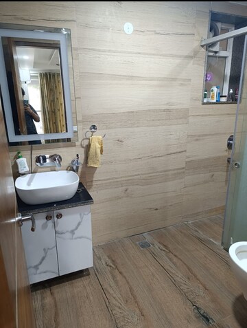 Bathroom in 4 BHK Apartment at Uppal Southend, Sector 49 – for Rent
