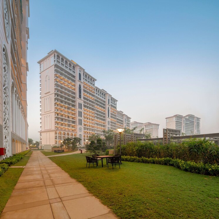 Exterior View, dlf-the-skycourt 3 Bedroom 1931 Sq.Ft. Apartment In Sector 86 Gurgaon 8872098