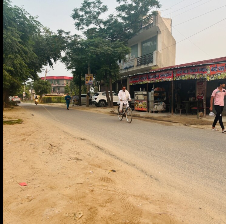 Exterior View, maruti kunj  120 Sq.Yd. Plot In Maruti Kunj Gurgaon 8871759