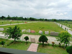  Plot – Garden View at Deri Skaner - for Sale