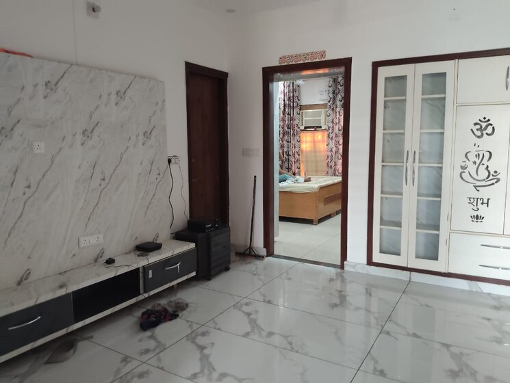 Room, aerocity 2 Bedroom 1000 Sq.Ft. Builder Floor In Aerocity Mohali 8872100