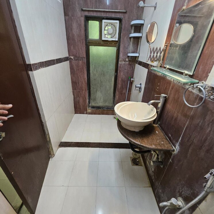 undefined, bandra west 2 Bedroom 710 Sq.Ft. Apartment In Bandra West Mumbai 8872150