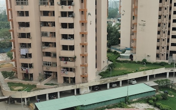3 BHK Apartment For Rent in SRS Royal Hills, Sector 87