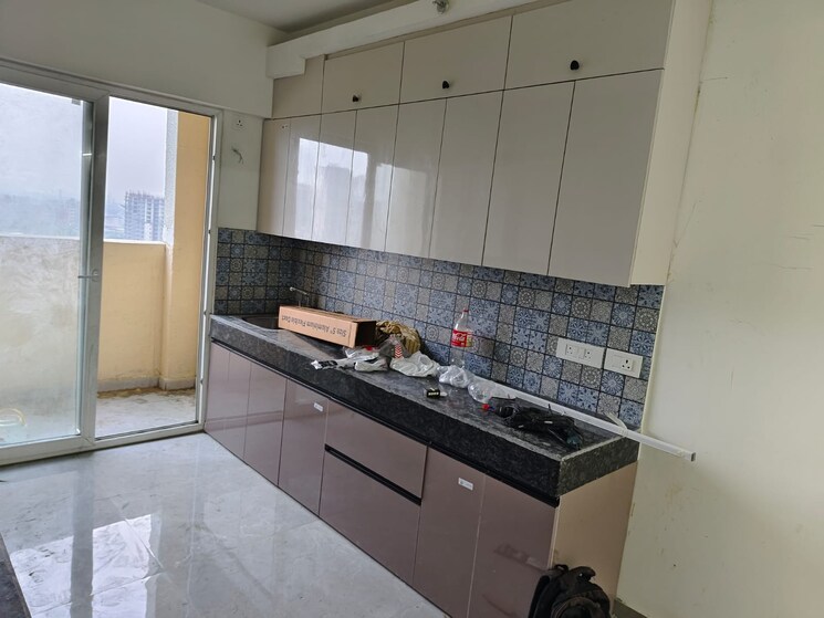 Kitchen, tulip-yellow 3 Bedroom 1704 Sq.Ft. Apartment In Sector 69 Gurgaon 8872392