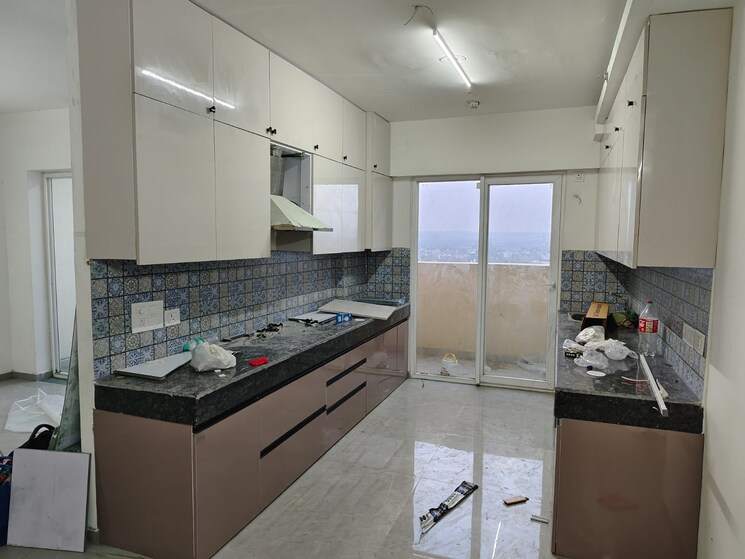 Kitchen, tulip-yellow 3 Bedroom 1704 Sq.Ft. Apartment In Sector 69 Gurgaon 8872392