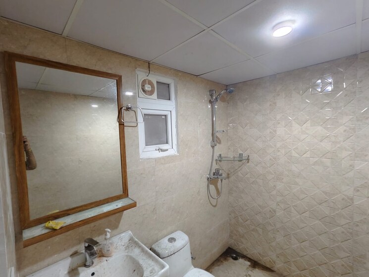 Bathroom, tulip-yellow 3 Bedroom 1704 Sq.Ft. Apartment In Sector 69 Gurgaon 8872392