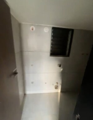 Bathroom in 2 BHK Apartment at Viva Parijat Heights, Nalasopara West – for Sale