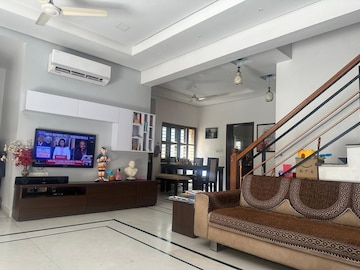 Parking in 4 BHK Villa at Vastrapur – for Sale