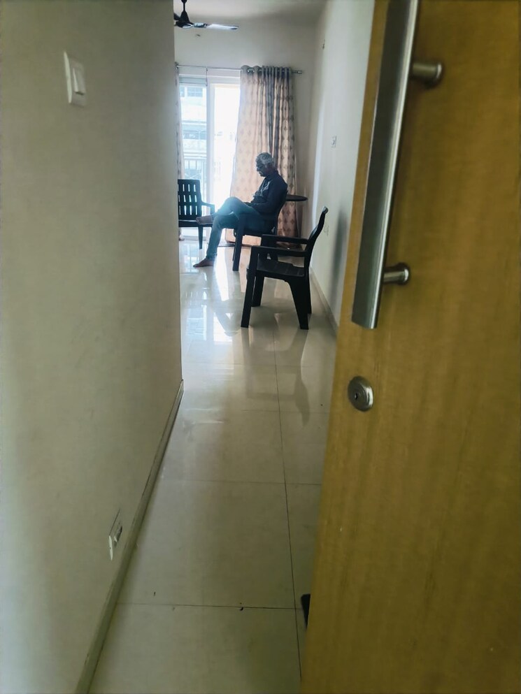 undefined, versova 1 RK 375 Sq.Ft. Apartment In Versova Mumbai 8872431