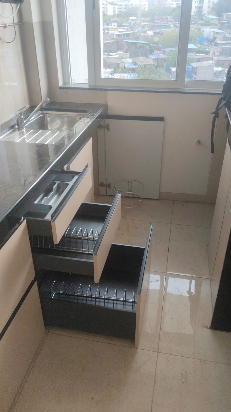 1 BHK Apartment For Rent in L&T Emerald Isle