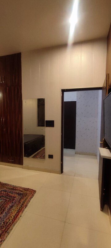 Room in 4 BHK Villa at Sahastradhara Road – for Sale